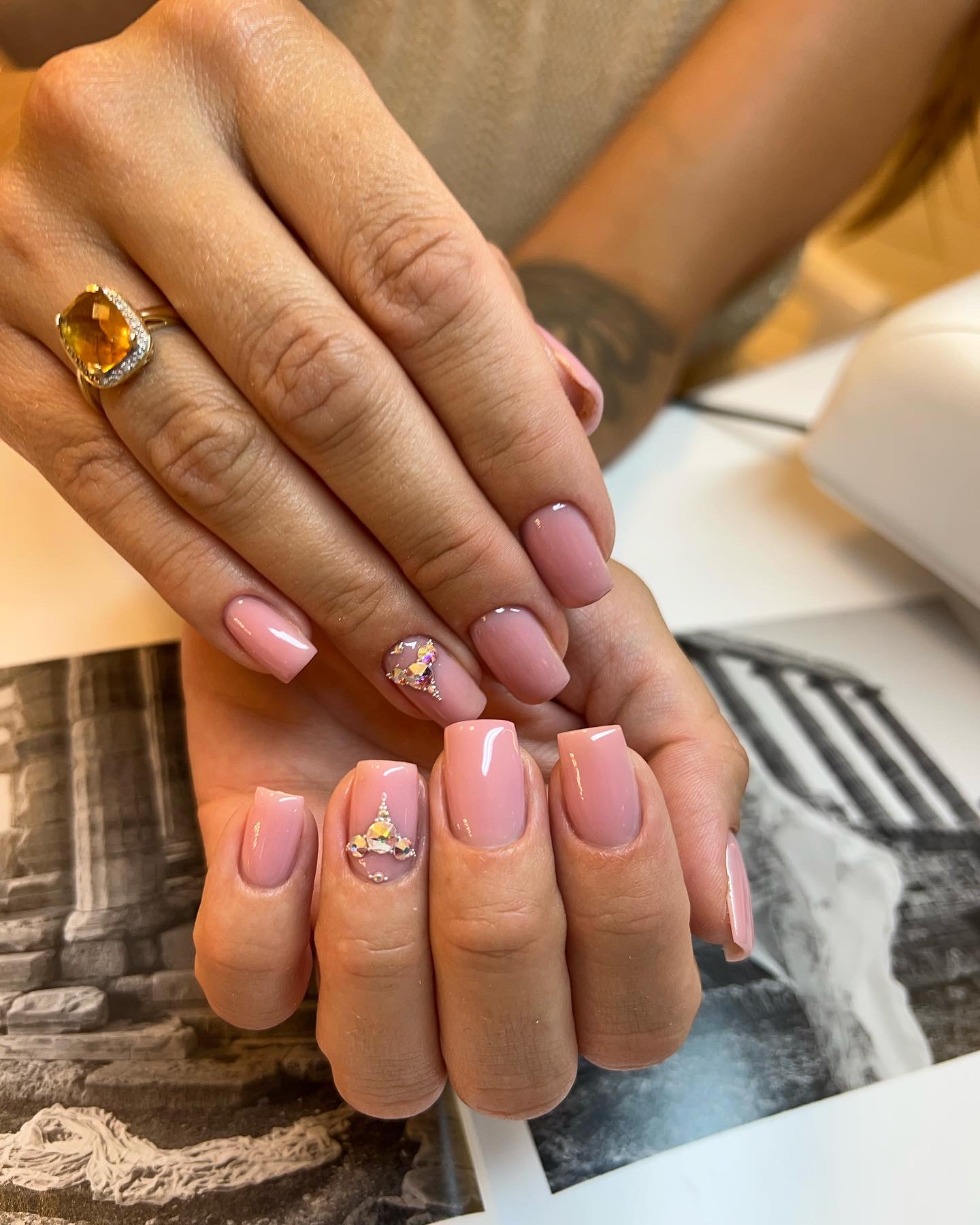 Manicure Salon Pi kno ci Wersal Manicure Hybrydowy Klasyczny Gdynia