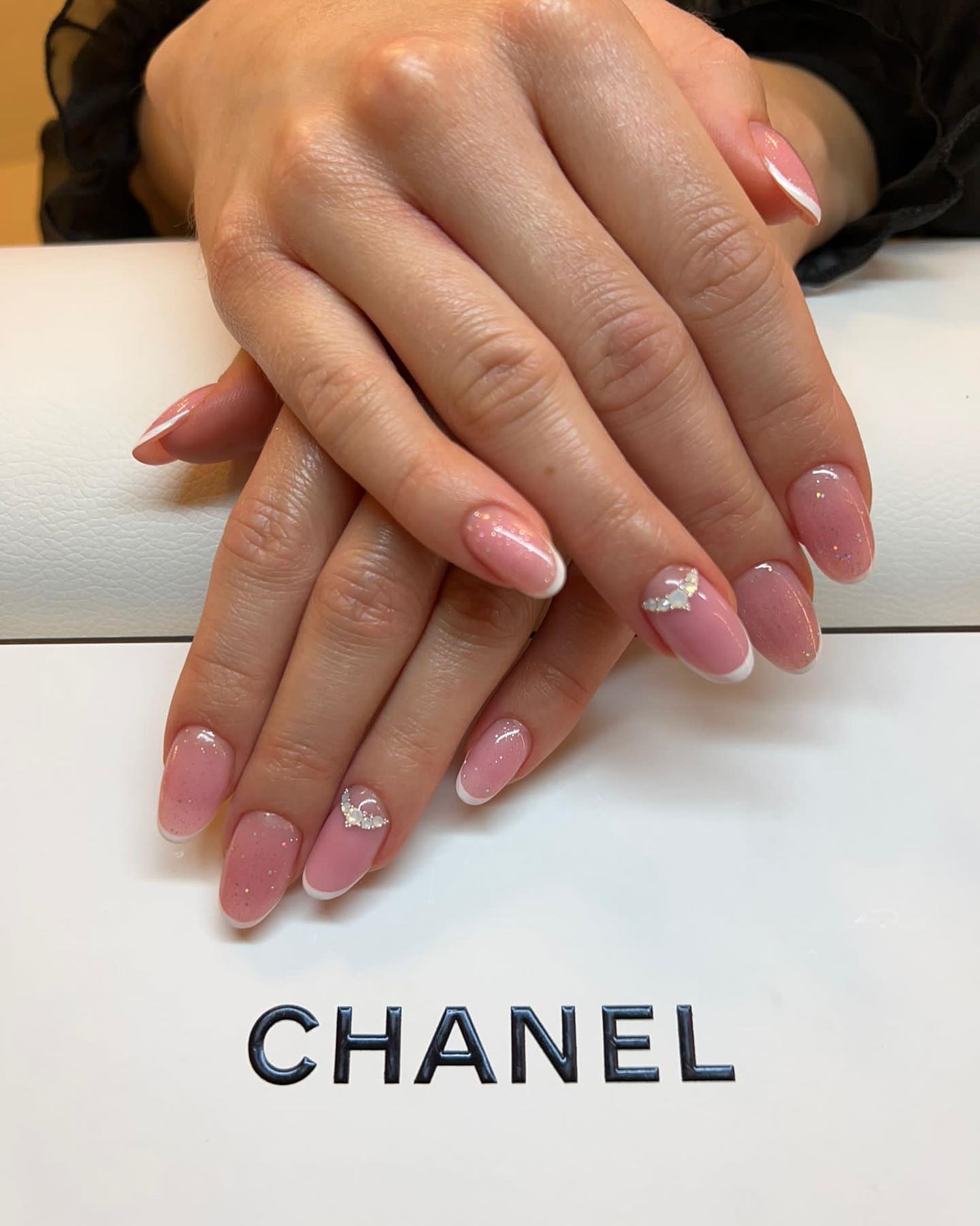 Manicure Salon Pi kno ci Wersal Manicure Hybrydowy Klasyczny Gdynia